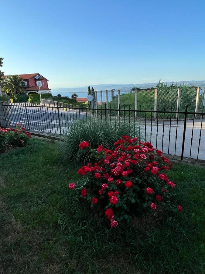 Seaview Apartments Koper Exteriör bild